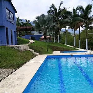 Blanco Y Negro San Carlos